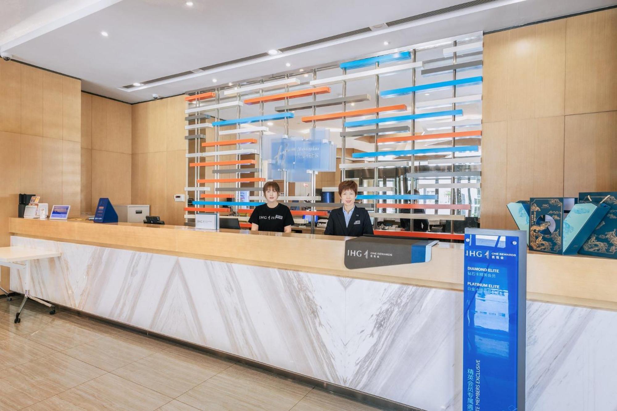 Holiday Inn Express Zhangye By Ihg Esterno foto