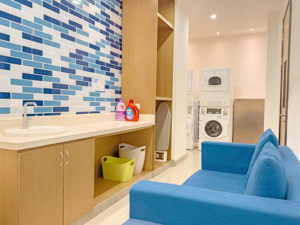 Holiday Inn Express Zhangye By Ihg Esterno foto