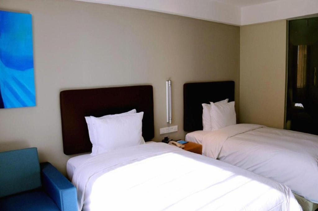 Holiday Inn Express Zhangye By Ihg Esterno foto