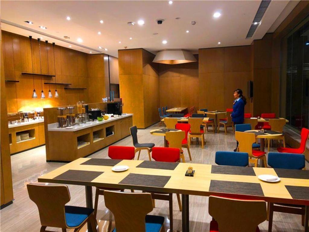 Holiday Inn Express Zhangye By Ihg Esterno foto