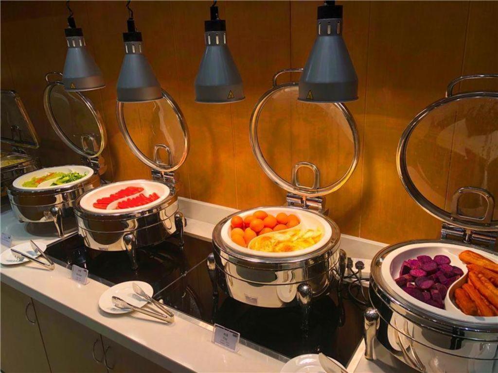 Holiday Inn Express Zhangye By Ihg Esterno foto
